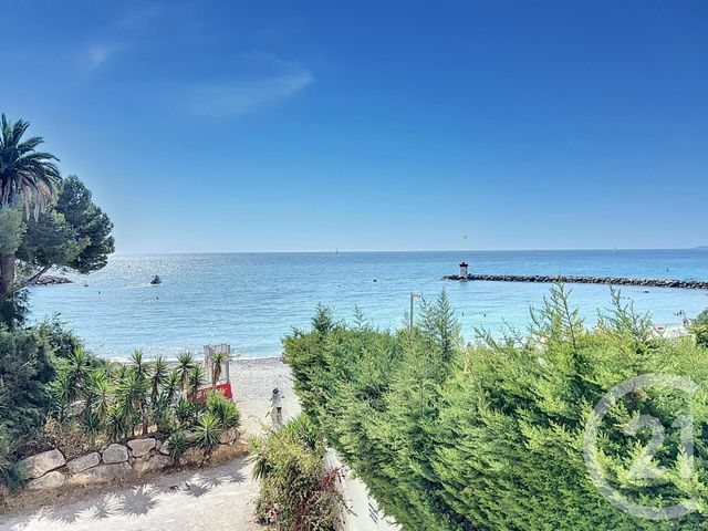 Appartement à vendre - 2 pièces - 56.25 m2 - VILLENEUVE LOUBET - 06 - PROVENCE-ALPES-COTE-D-AZUR - Century 21 Marina Baie Des Anges